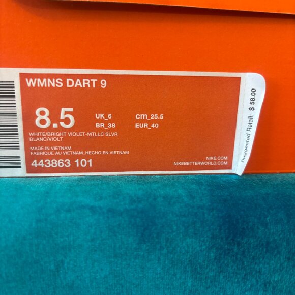 Womens Nike Dart 9 athletic shoes SZ 8.5 - White with bright violet snd silver - Picture 7 of 7